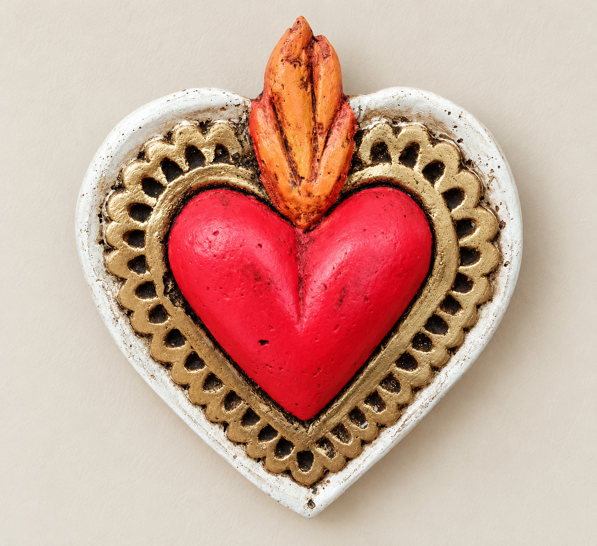 Corazón de Papel Maché Rojo con Marco Calado